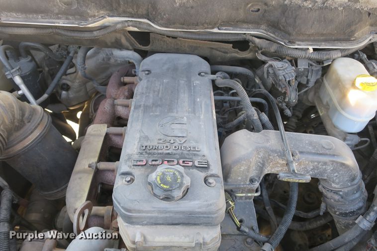 image for item DB10193 2005 Dodge Ram 2500 Quad Cab pickup truck cab and chassis