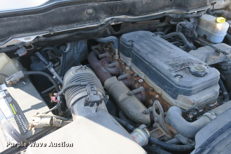 image for item DB10193 2005 Dodge Ram 2500 Quad Cab pickup truck cab and chassis