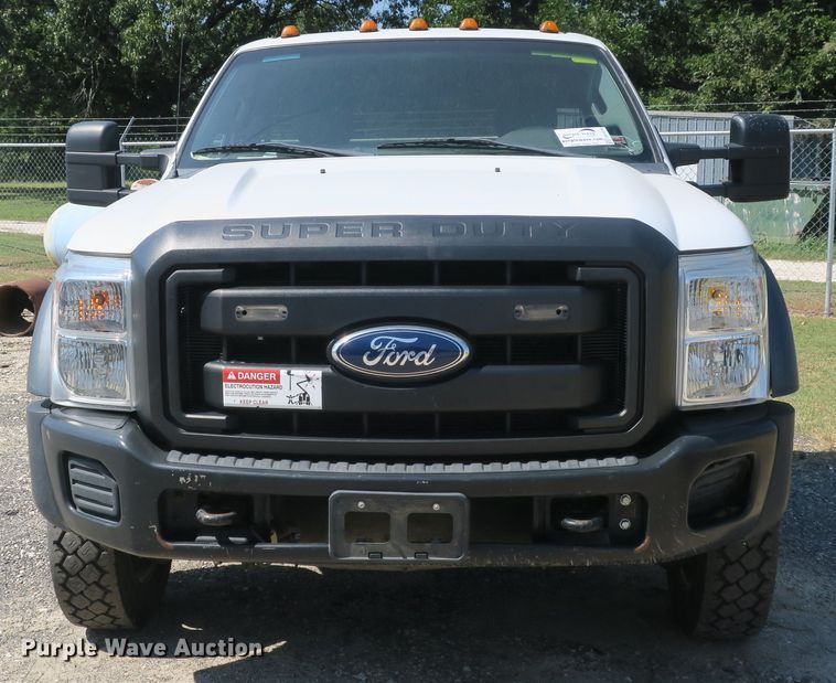 image for item DB10200 2011 Ford F550 truck cab and chassis