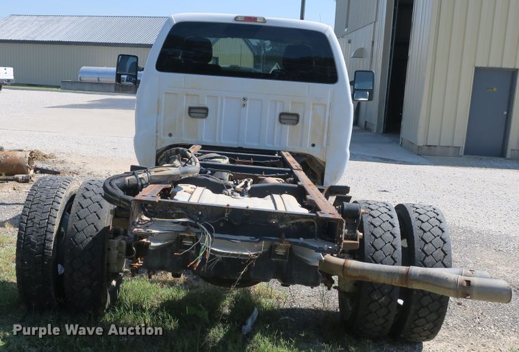 image for item DB10200 2011 Ford F550 truck cab and chassis