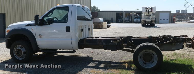 image for item DB10200 2011 Ford F550 truck cab and chassis