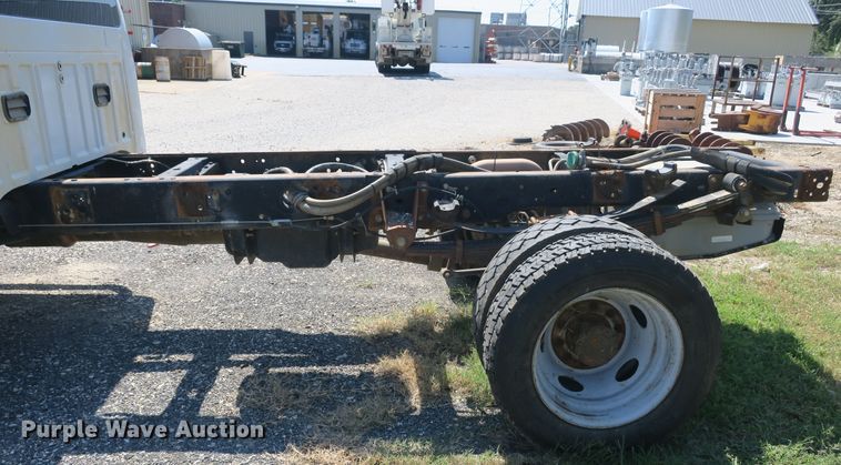 image for item DB10200 2011 Ford F550 truck cab and chassis