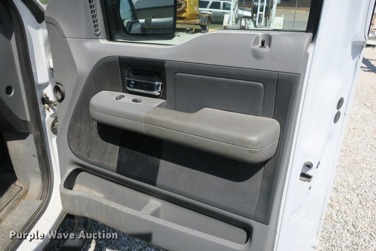 image for item DB10201 2007 Ford F150 pickup truck