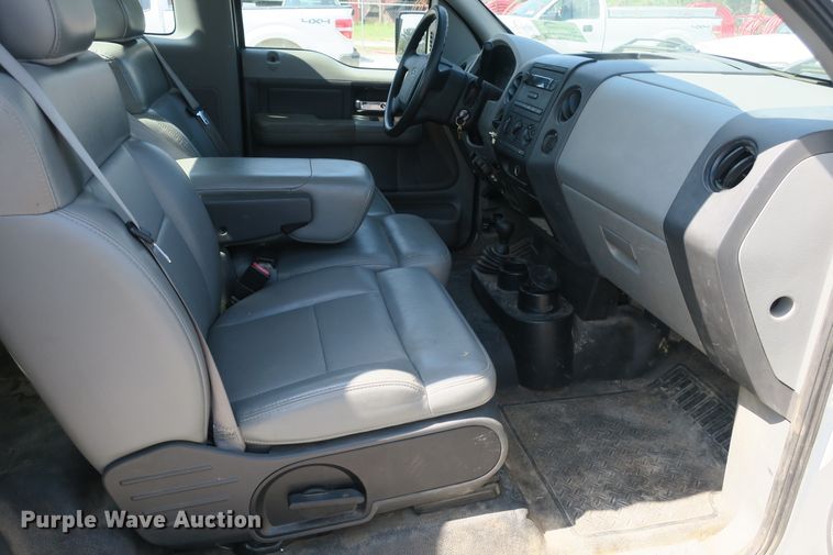 image for item DB10201 2007 Ford F150 pickup truck