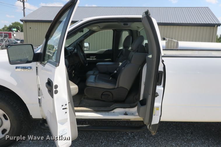 image for item DB10201 2007 Ford F150 pickup truck