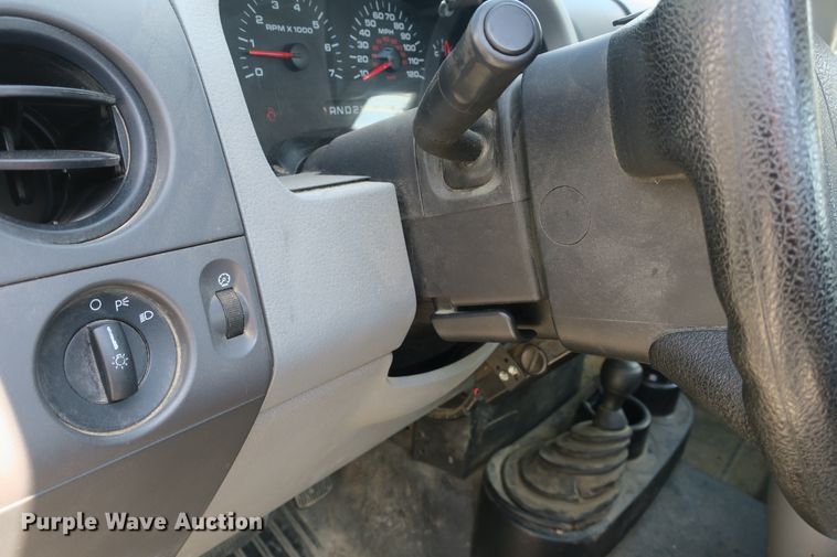 image for item DB10201 2007 Ford F150 pickup truck