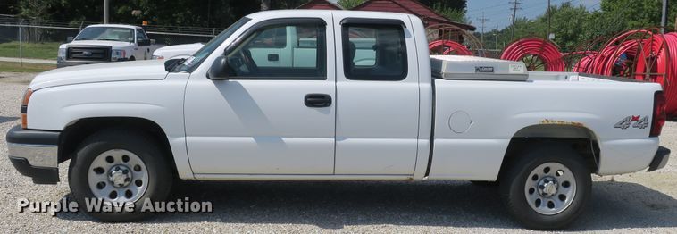 image for item DB10204 2006 Chevrolet Silverado 1500 Ext. Cab pickup truck