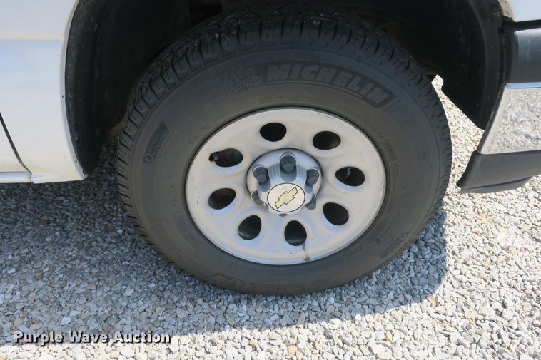 image for item DB10204 2006 Chevrolet Silverado 1500 Ext. Cab pickup truck