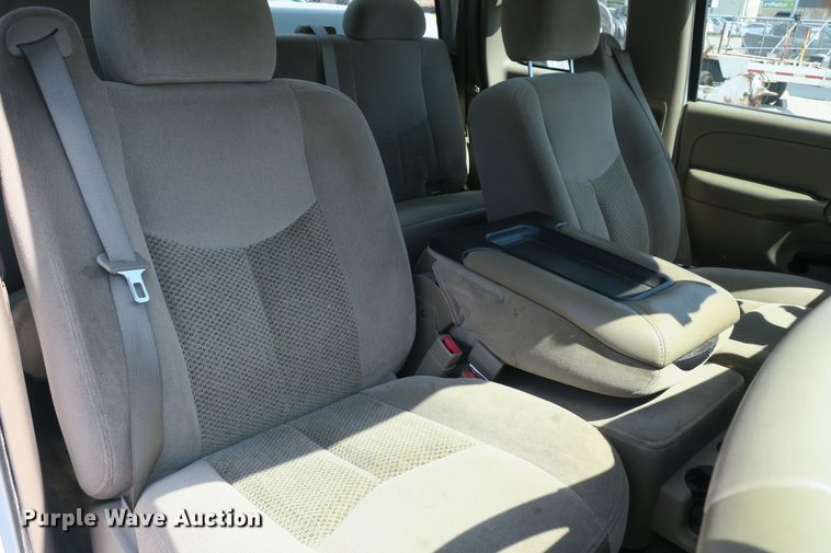 image for item DB10204 2006 Chevrolet Silverado 1500 Ext. Cab pickup truck