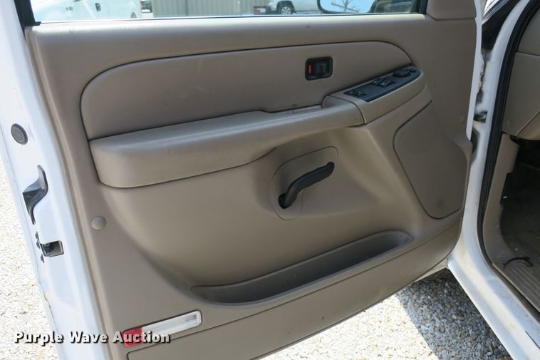 image for item DB10204 2006 Chevrolet Silverado 1500 Ext. Cab pickup truck