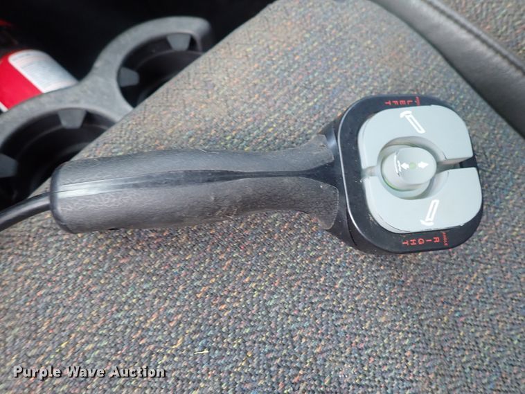 image for item DB7740 2006 Chevrolet Silverado 2500HD utility bed pickup truck