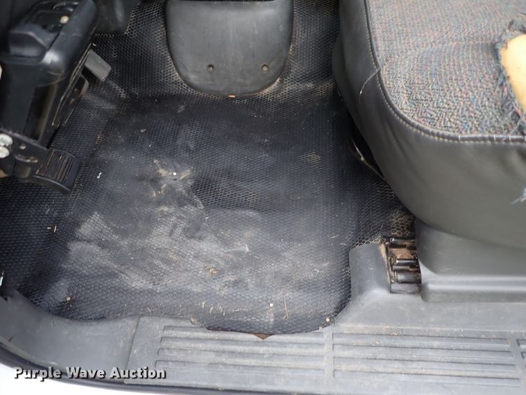 image for item DB7740 2006 Chevrolet Silverado 2500HD utility bed pickup truck