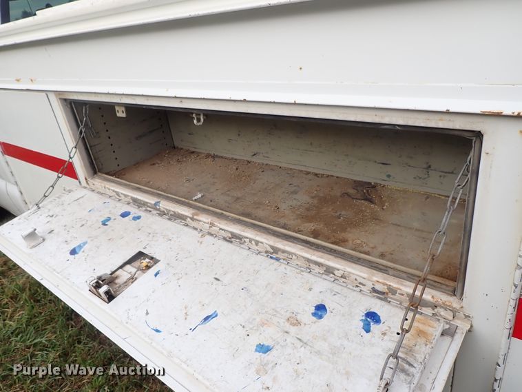 image for item DB7740 2006 Chevrolet Silverado 2500HD utility bed pickup truck