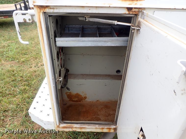 image for item DB7740 2006 Chevrolet Silverado 2500HD utility bed pickup truck