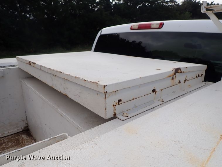 image for item DB7740 2006 Chevrolet Silverado 2500HD utility bed pickup truck