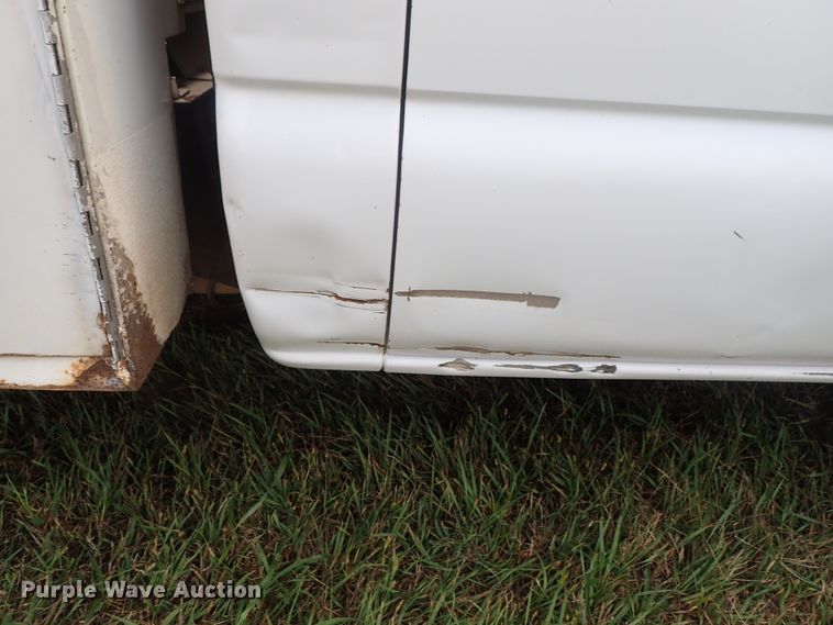 image for item DB7740 2006 Chevrolet Silverado 2500HD utility bed pickup truck