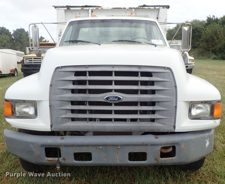 image for item DB7745 1999 Ford F800 dump truck