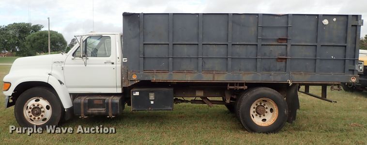 image for item DB7745 1999 Ford F800 dump truck