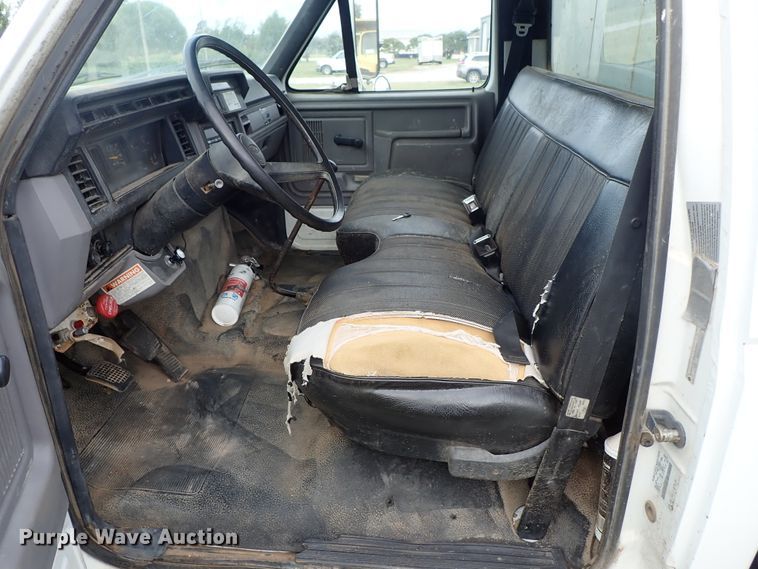 image for item DB7745 1999 Ford F800 dump truck