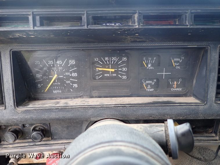 image for item DB7745 1999 Ford F800 dump truck