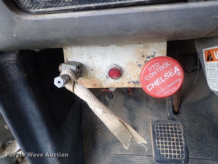 image for item DB7745 1999 Ford F800 dump truck