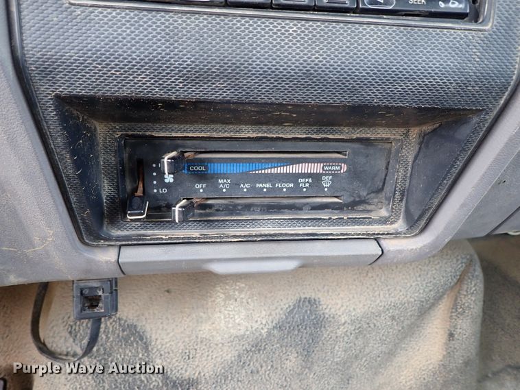 image for item DB7745 1999 Ford F800 dump truck