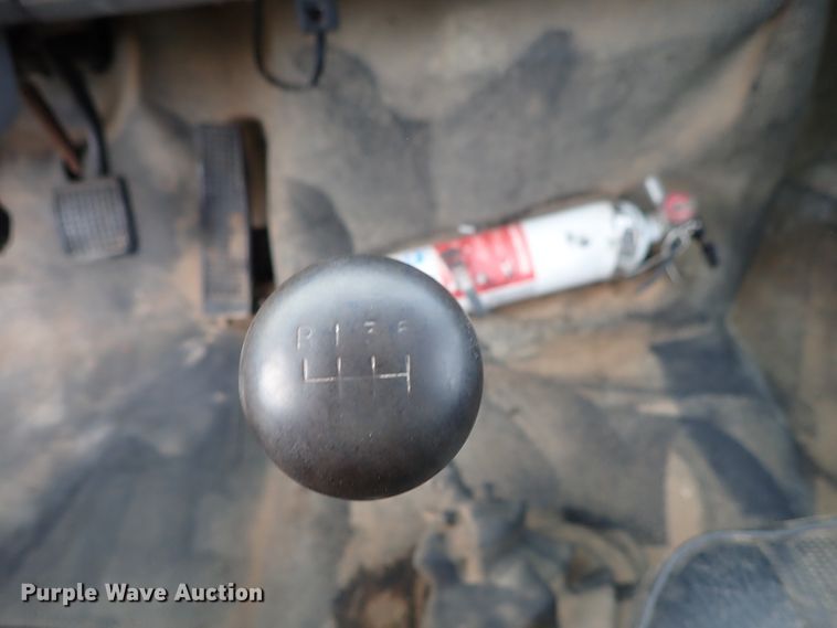 image for item DB7745 1999 Ford F800 dump truck