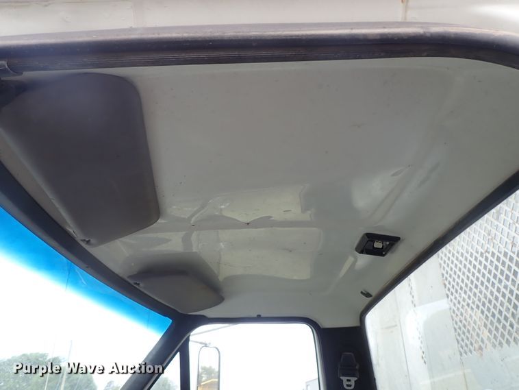 image for item DB7745 1999 Ford F800 dump truck