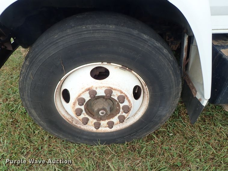 image for item DB7745 1999 Ford F800 dump truck