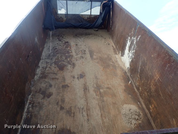 image for item DB7745 1999 Ford F800 dump truck