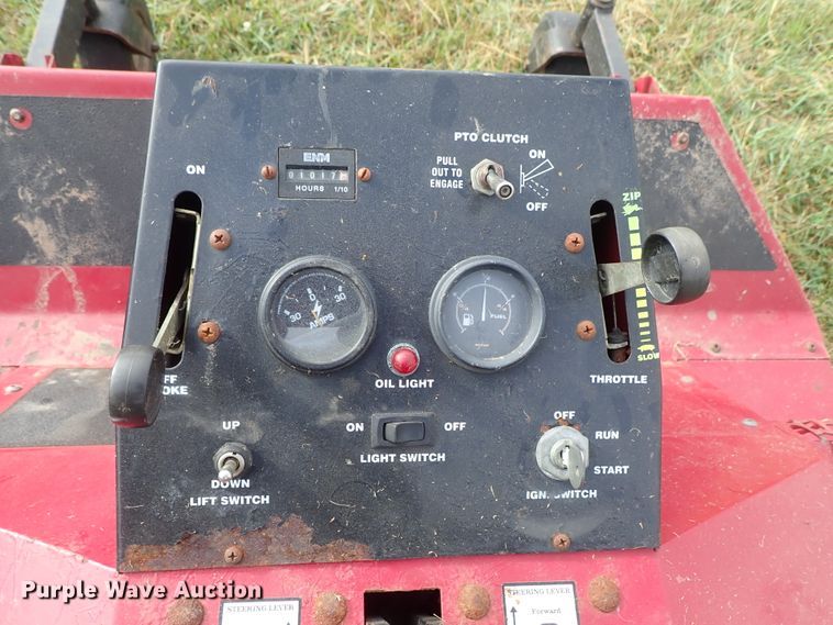 Zipper TS2293K ZTR lawn mower in Maize, KS Item DB7749 sold Purple Wave