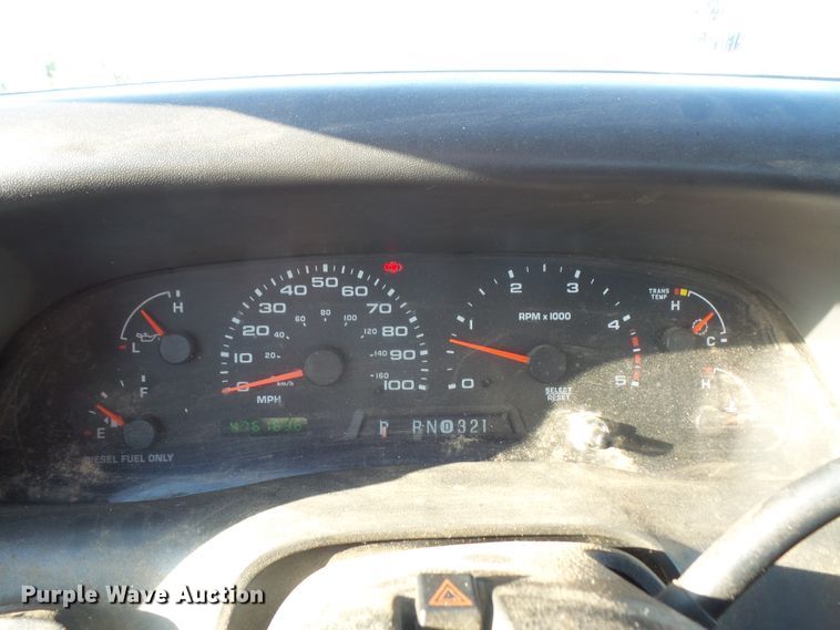 image for item DE2375 2003 Ford F250 Super Duty SuperCab pickup truck