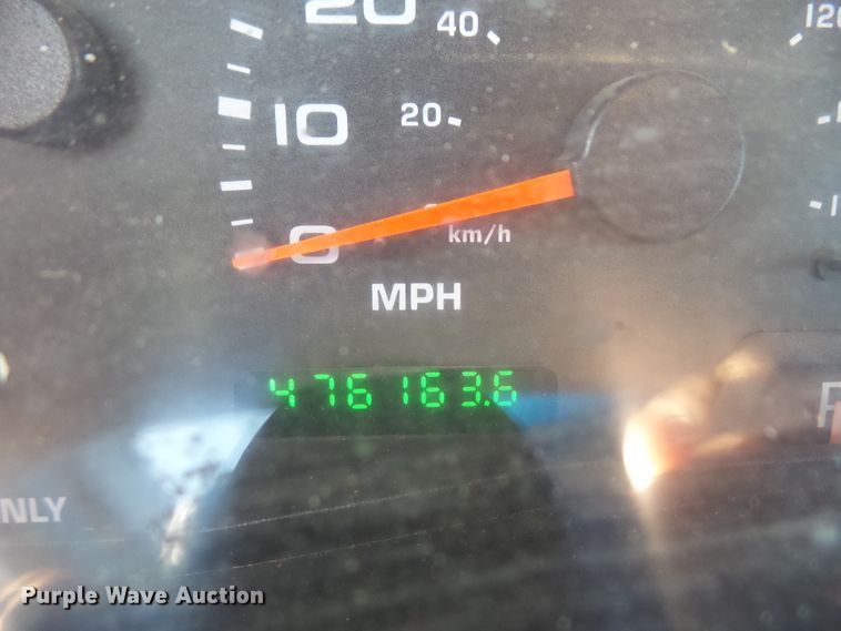 image for item DE2375 2003 Ford F250 Super Duty SuperCab pickup truck