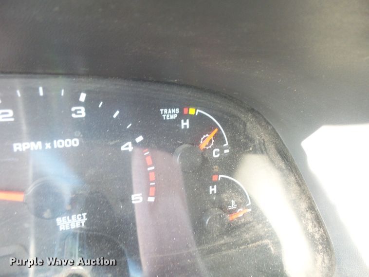 image for item DE2375 2003 Ford F250 Super Duty SuperCab pickup truck