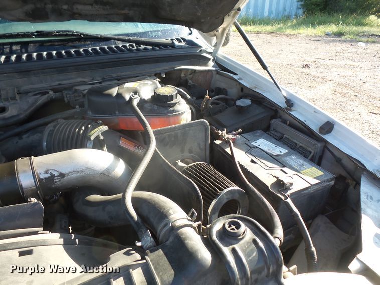 image for item DE2375 2003 Ford F250 Super Duty SuperCab pickup truck