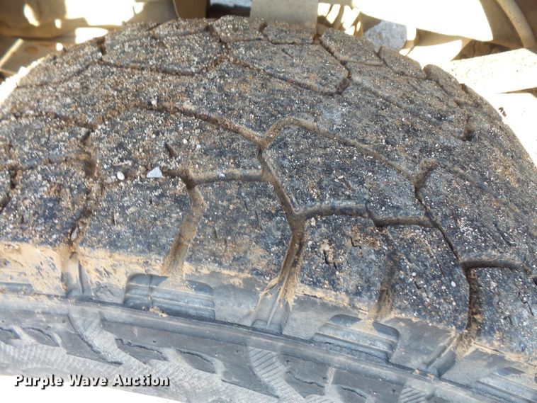 image for item DE2375 2003 Ford F250 Super Duty SuperCab pickup truck