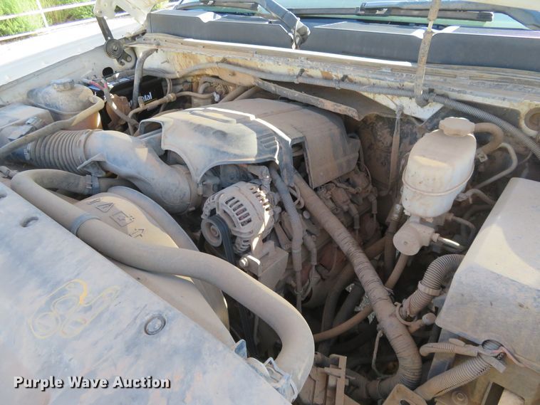 image for item DE6865 2010 Chevrolet Silverado 2500HD LT Crew Cab pickup truck