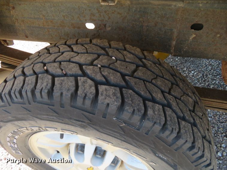 image for item DE6865 2010 Chevrolet Silverado 2500HD LT Crew Cab pickup truck