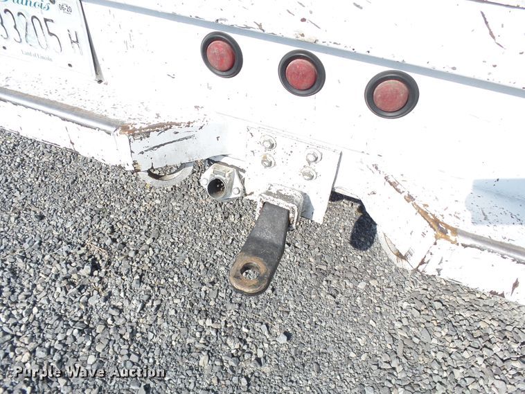 image for item DE7977 2013 International DuraStar 4300 utility truck with crane