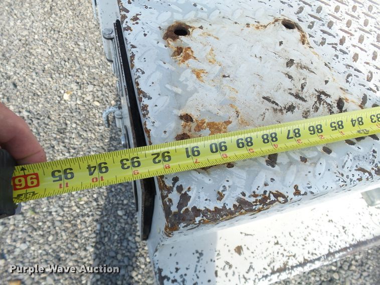 image for item DE7977 2013 International DuraStar 4300 utility truck with crane