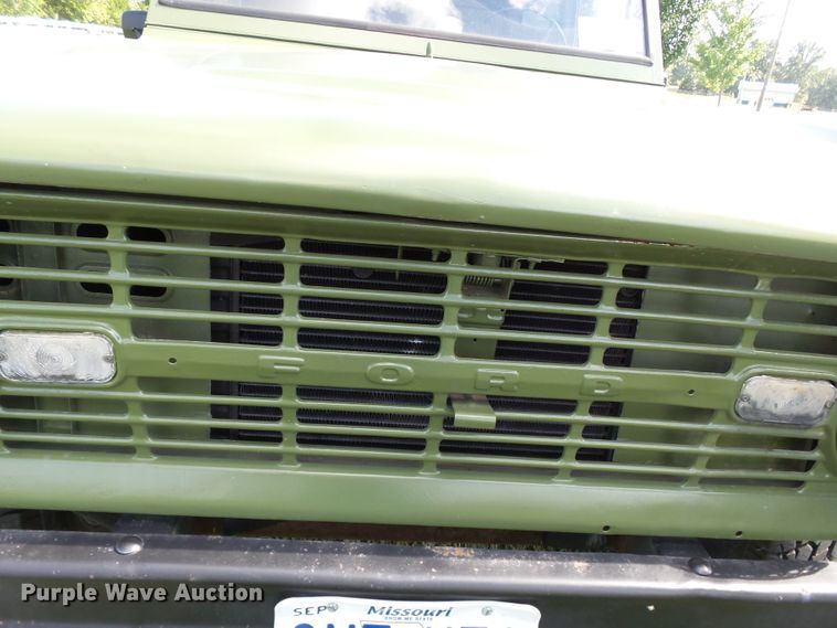 image for item DE7980 1967 Ford Bronco SUV