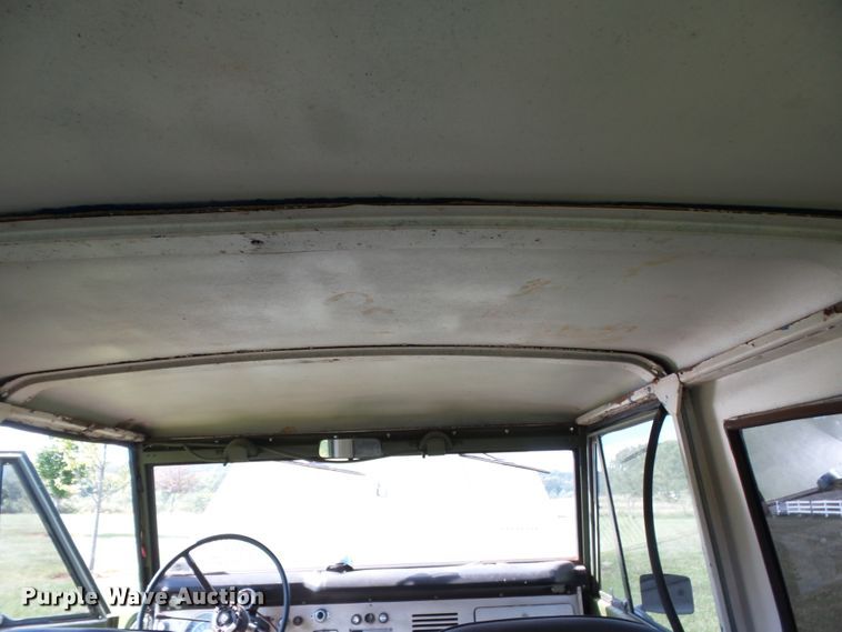 image for item DE7980 1967 Ford Bronco SUV