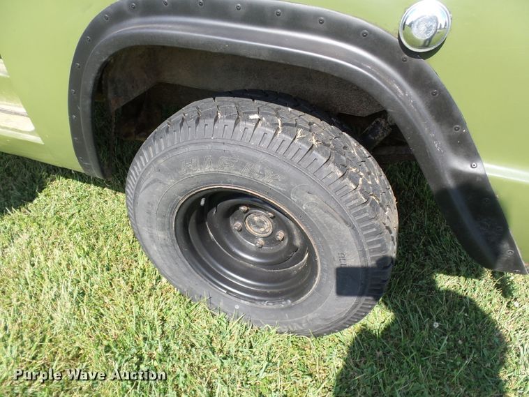 image for item DE7980 1967 Ford Bronco SUV