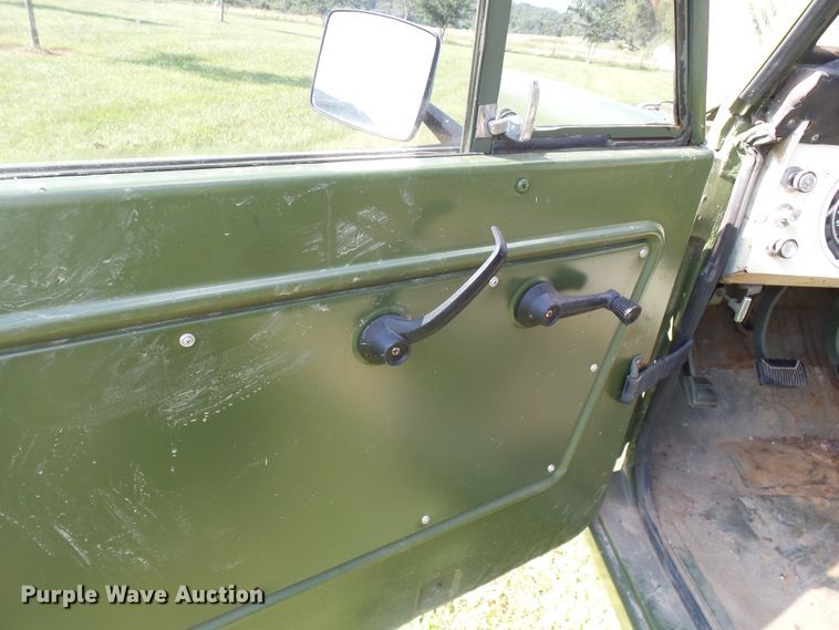 image for item DE7980 1967 Ford Bronco SUV