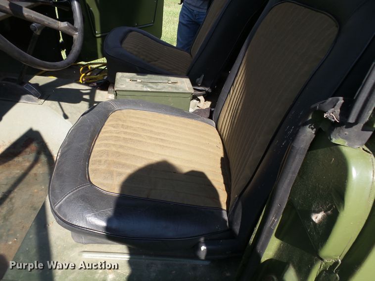 image for item DE7980 1967 Ford Bronco SUV