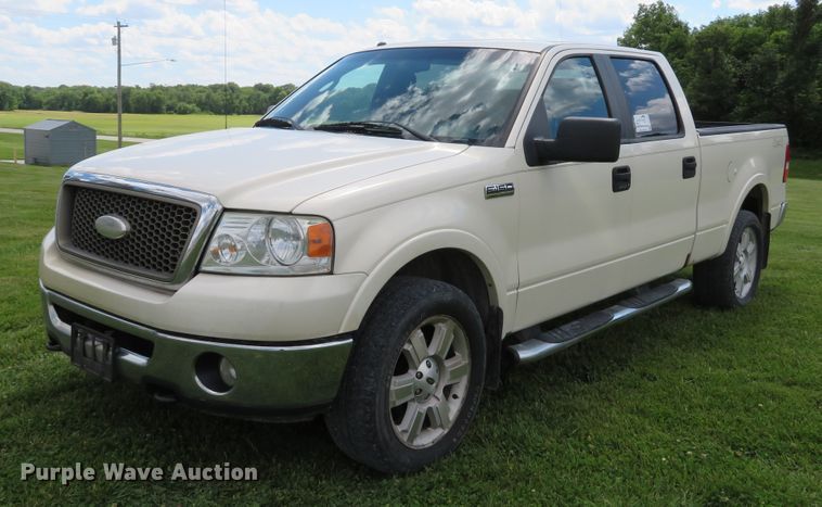 image for item DE8148 2007 Ford F150 Lariat SuperCrew pickup truck