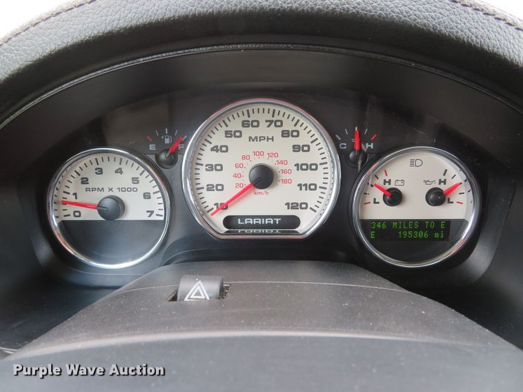 image for item DE8148 2007 Ford F150 Lariat SuperCrew pickup truck