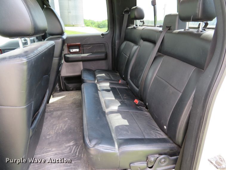 image for item DE8148 2007 Ford F150 Lariat SuperCrew pickup truck