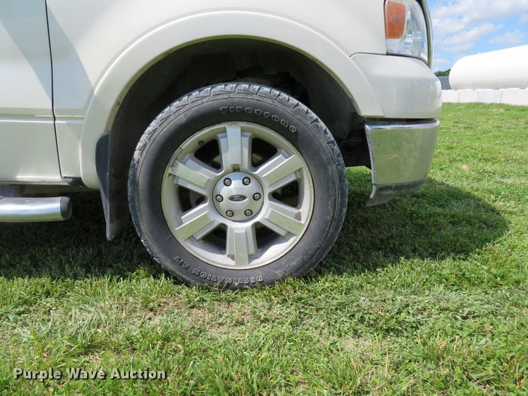 image for item DE8148 2007 Ford F150 Lariat SuperCrew pickup truck