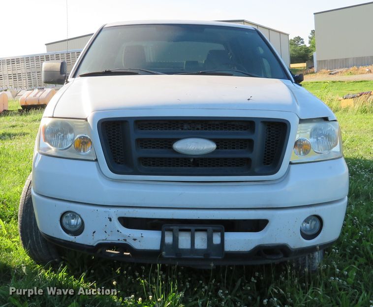 image for item DE8154 2007 Ford F150 SuperCrew pickup truck